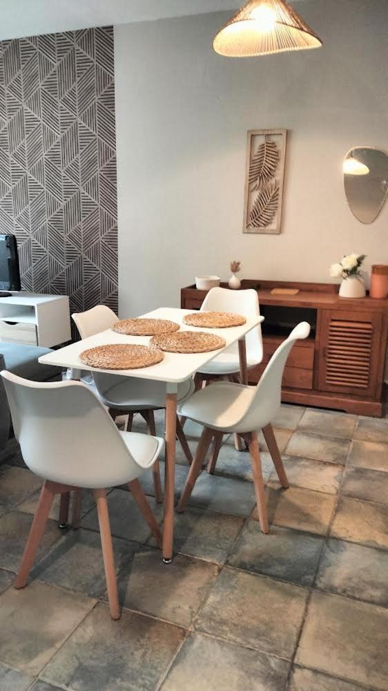 Chez Sabrina Lägenhet Oloron-Sainte-Marie Exteriör bild